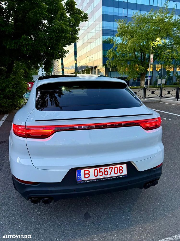 Porsche Cayenne Coupe S - 10