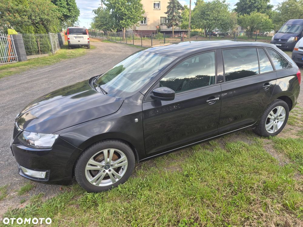 Skoda RAPID 1.4 TSI Edition DSG - 4