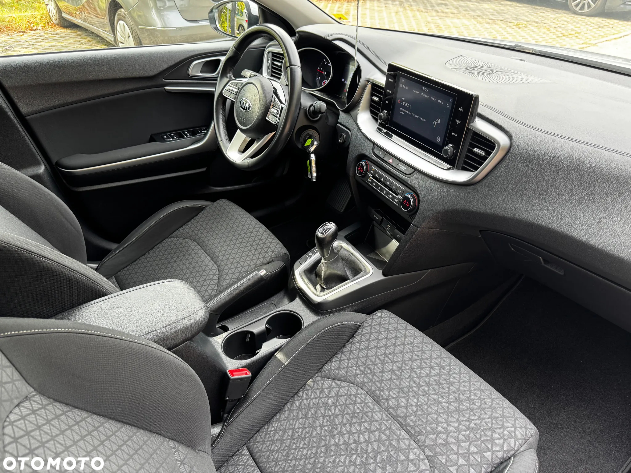 Kia Ceed 1.6 CRDi SCR L Business Line - 24