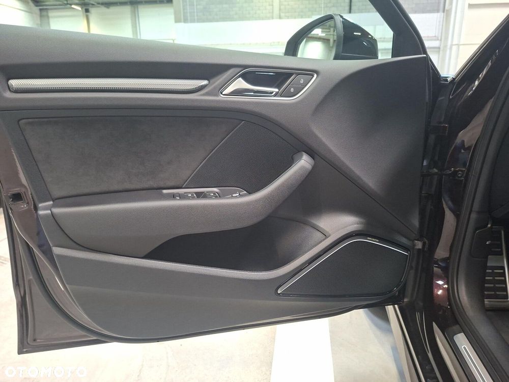 Audi RS3 Sportback - 12