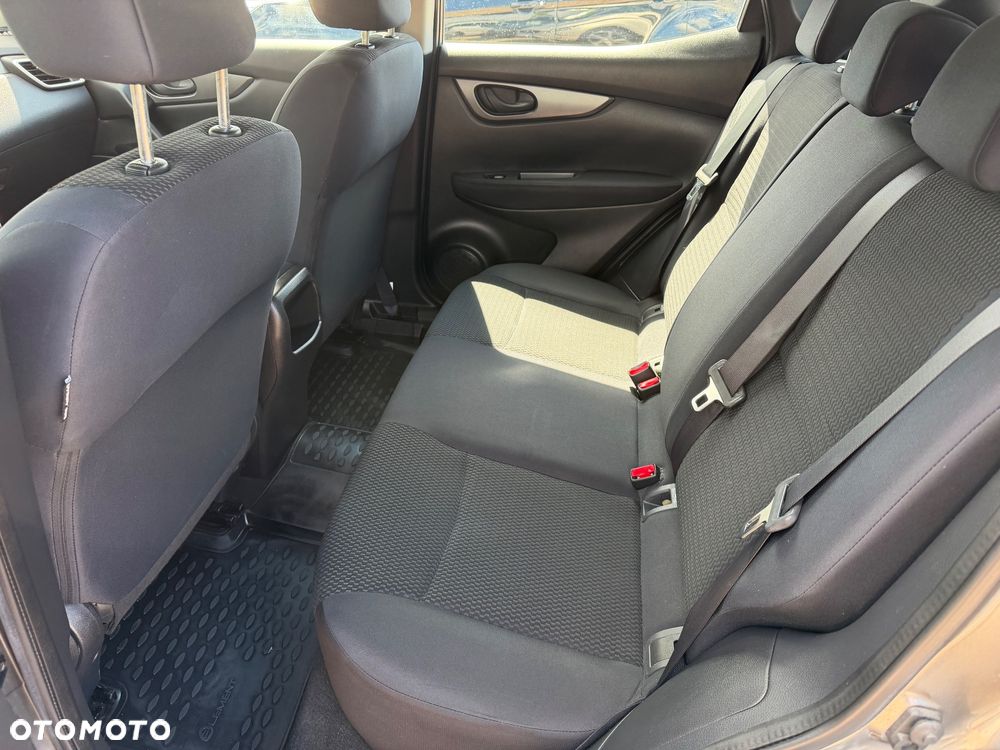 Nissan Qashqai 1.2 DIG-T Tekna EU6 - 7