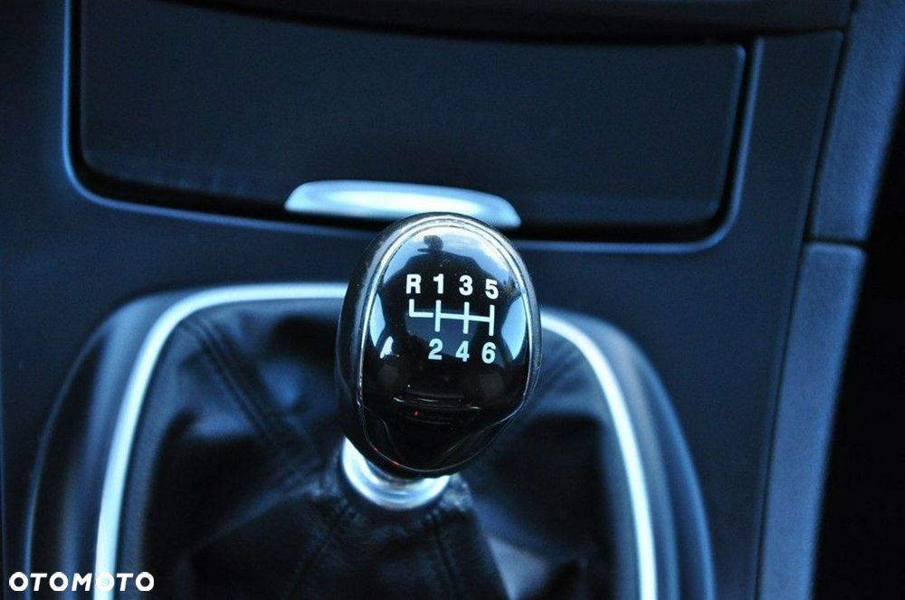 Ford S-Max 2.0 TDCi DPF Titanium X - 37