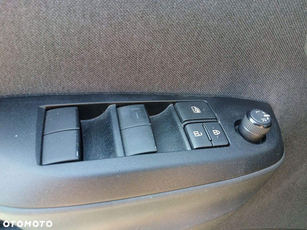 Toyota Yaris Cross Hybrid 1.5 Comfort - 18