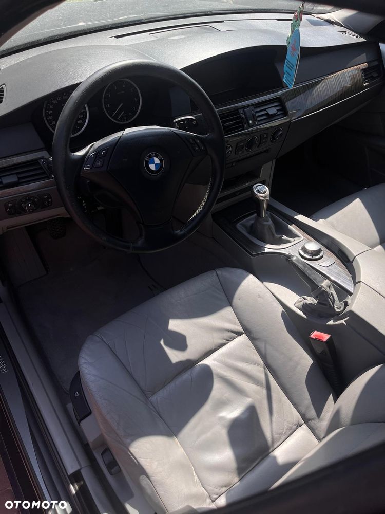 BMW Seria 5 - 13