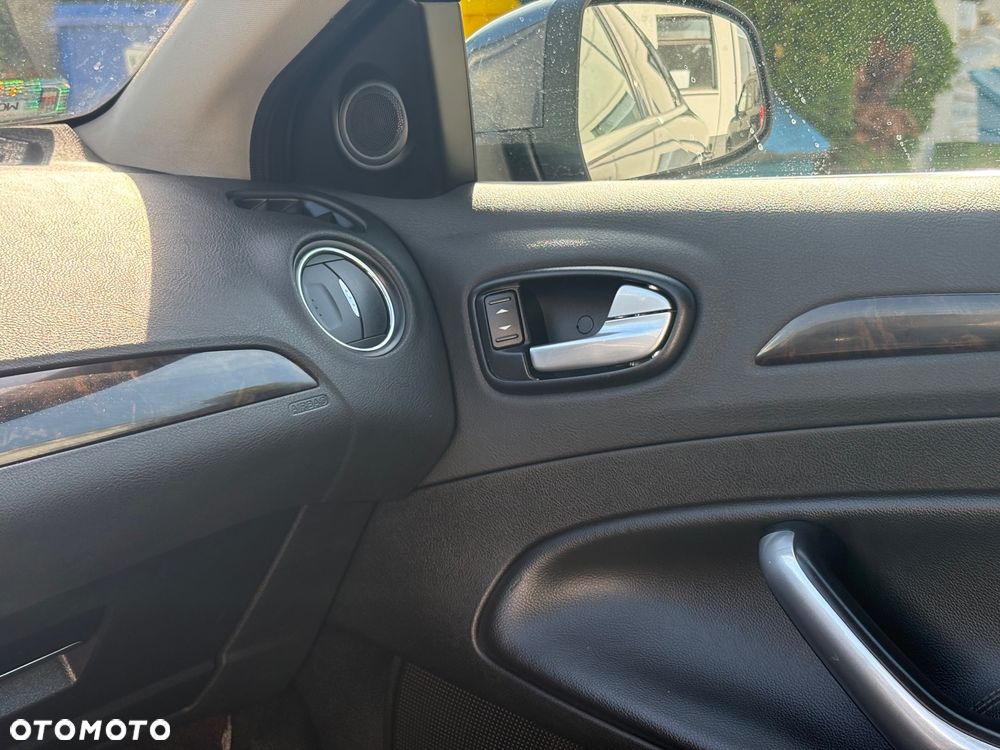 Ford Mondeo 1.8 TDCi Titanium X - 16