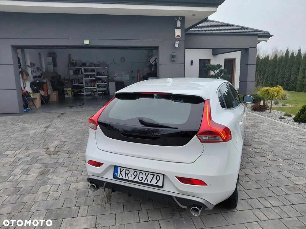 Volvo V40 D4 RDesign - 11