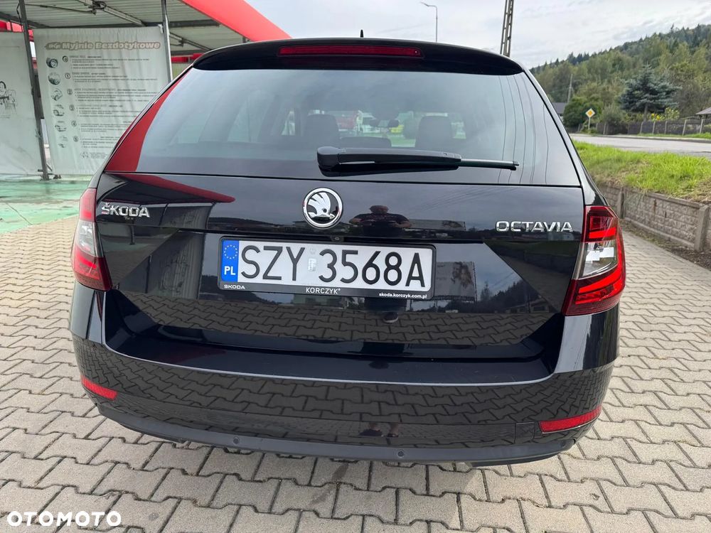 Skoda Octavia 2.0 TDI Clever - 6