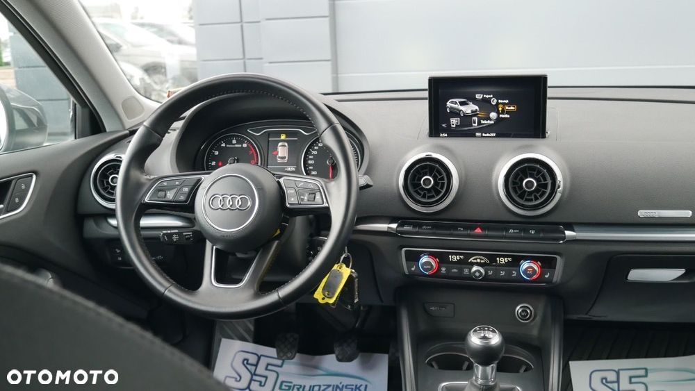 Audi A3 Sportback - 9