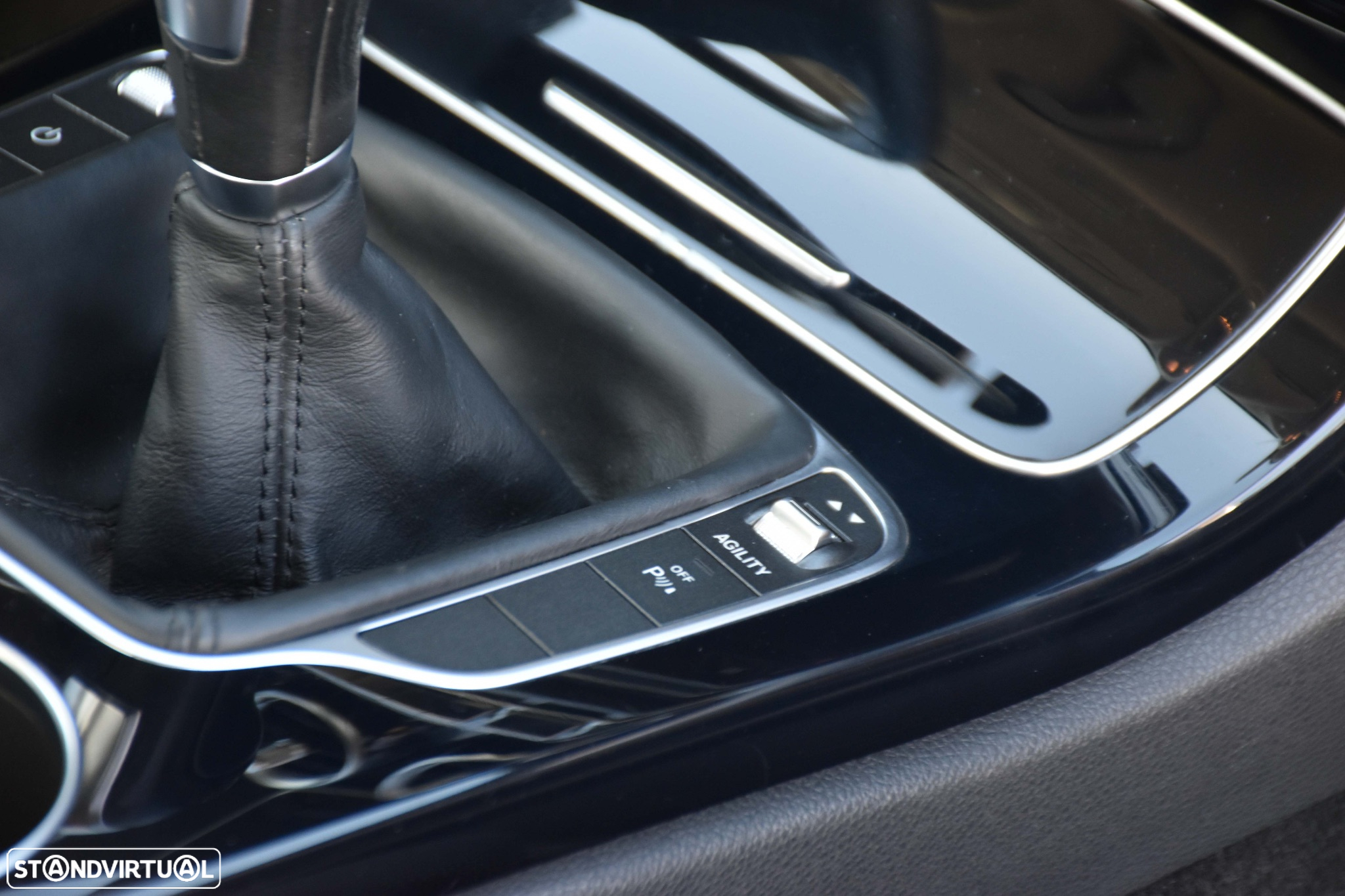 Mercedes-Benz C 180 BlueTEC Avantgarde - 24
