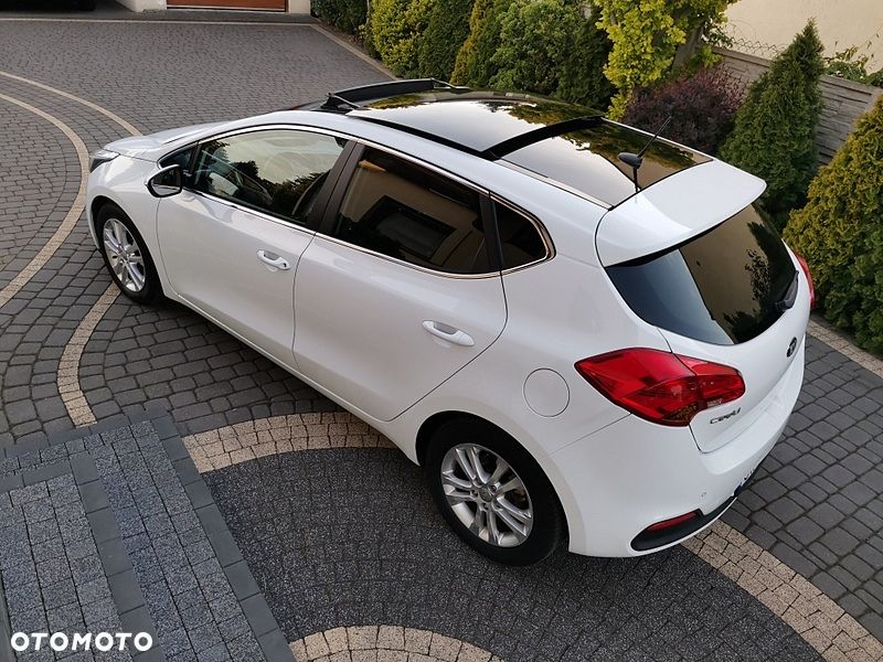 Kia Ceed 1.6 CRDi 128 Platinum Edition - 13