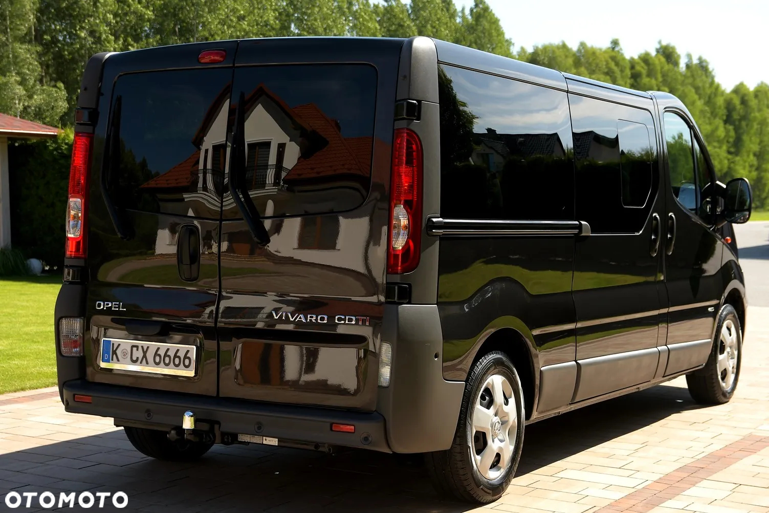 Opel Vivaro - 8