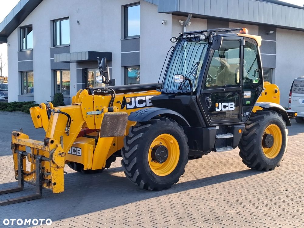 JCB 535 - 125 Hi Viz - 1