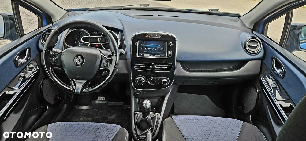 Renault Clio - 6