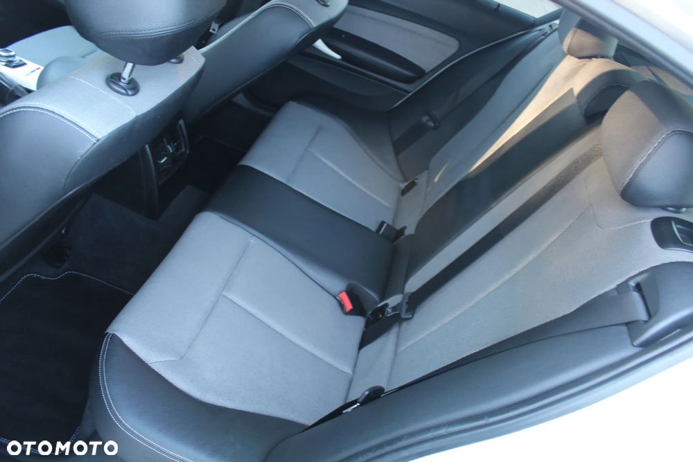 BMW Seria 1 116i Urban Line - 18