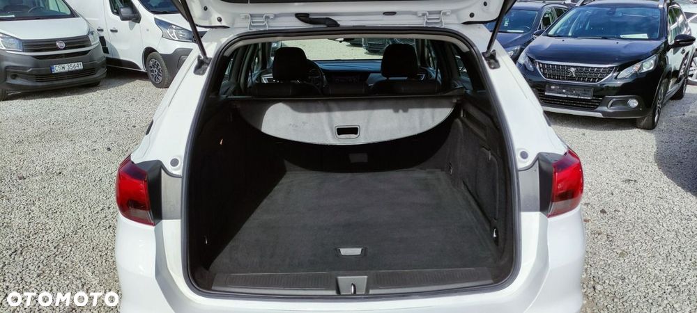 Opel Astra - 8