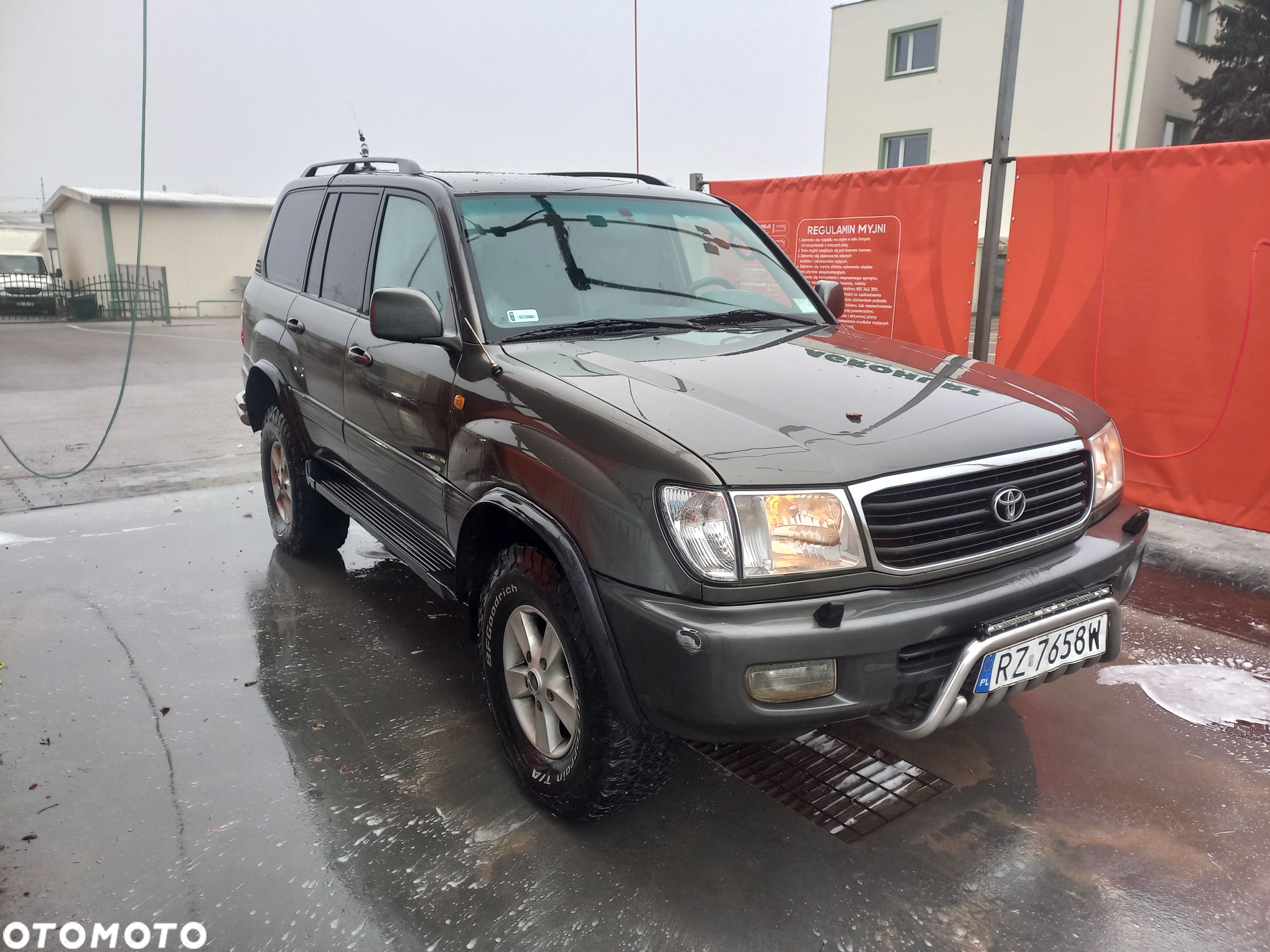 Toyota Land Cruiser 4.7 V8 - 4