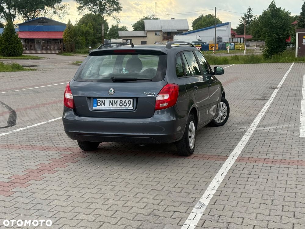 Skoda Fabia - 6
