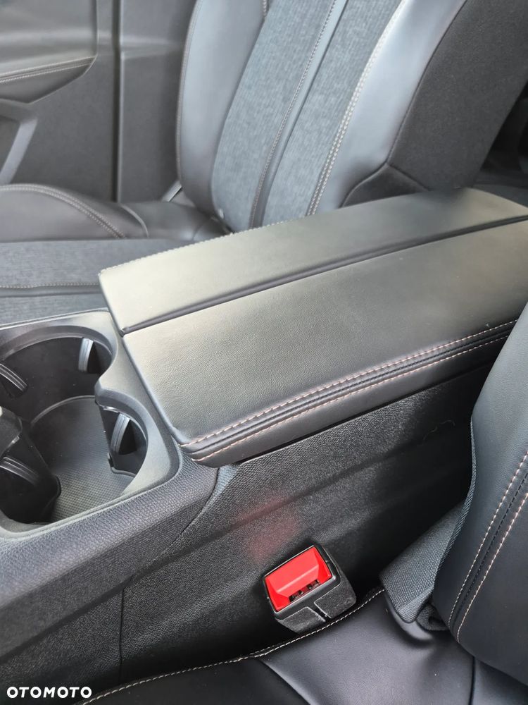 Peugeot 3008 1.2 PureTech GT S&S - 24