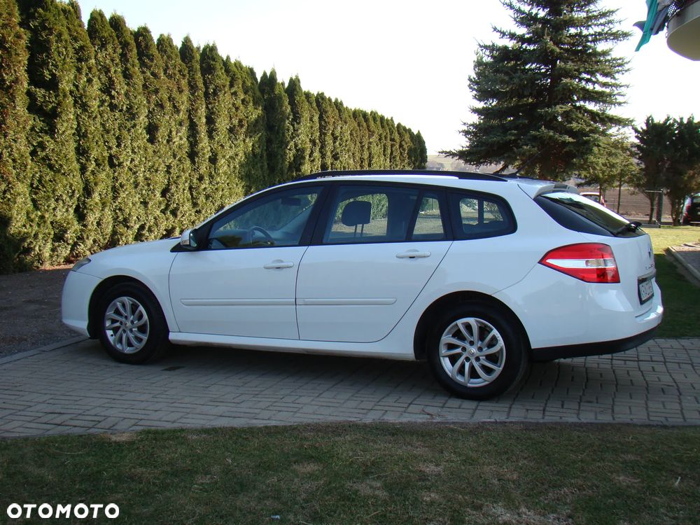 Renault Laguna - 11