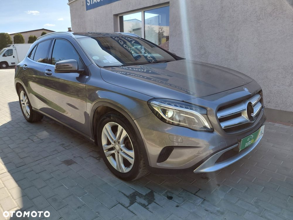 Mercedes-Benz GLA - 5