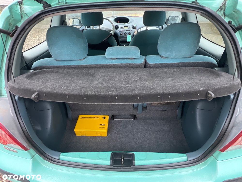 Toyota Yaris - 18