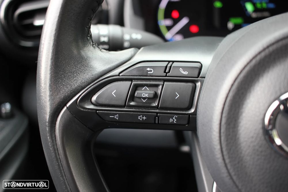 Toyota Yaris Cross 1.5 HDF Exclusive - 24