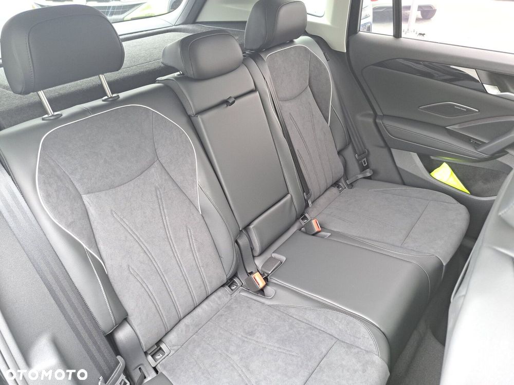 Volkswagen Tiguan 2.0 TDI Elegance DSG - 13
