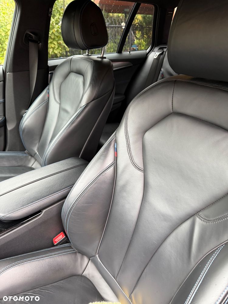 BMW Seria 5 520d xDrive - 24