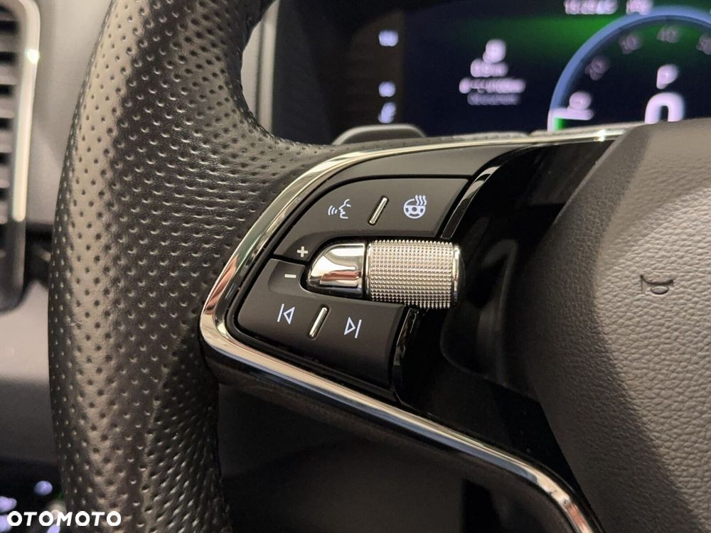 Skoda Karoq 1.5 TSI ACT Style DSG - 25