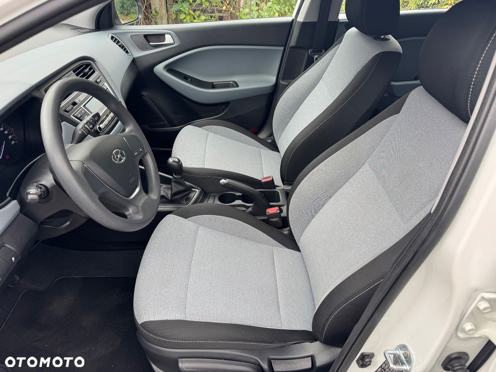 Hyundai i20 2016