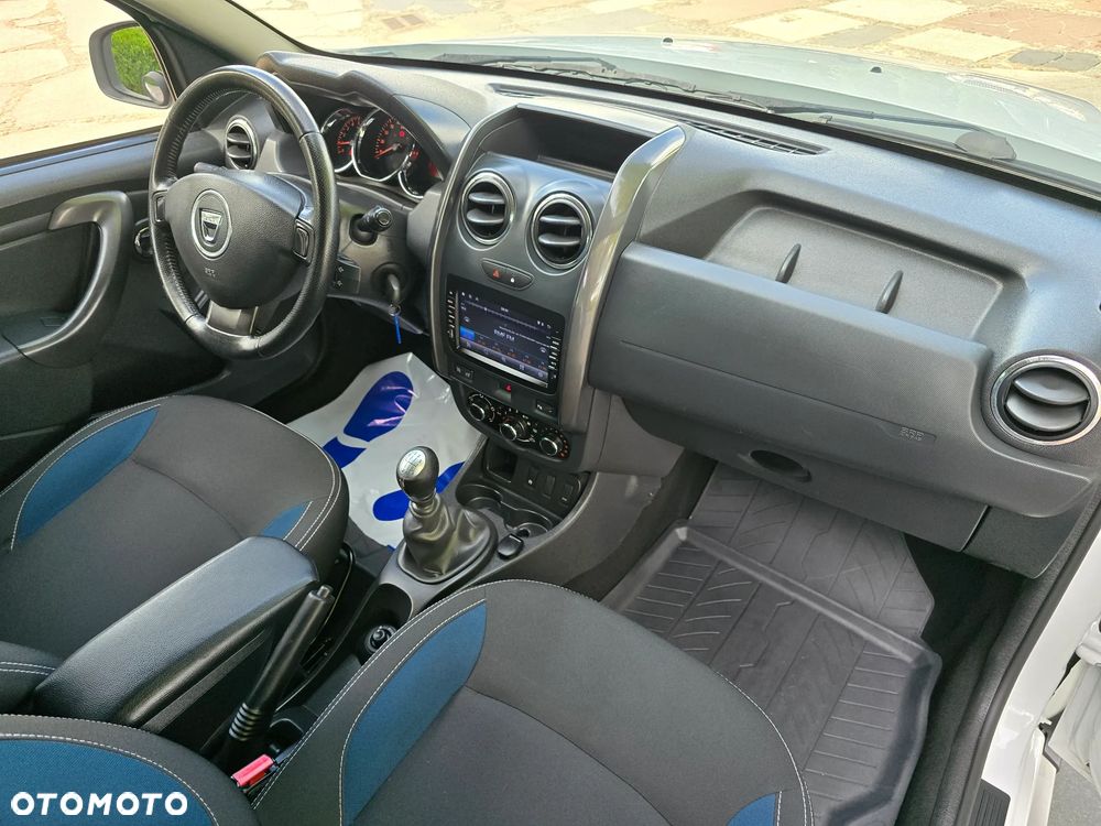 Dacia Duster TCe 125 4x2 Celebration - 29