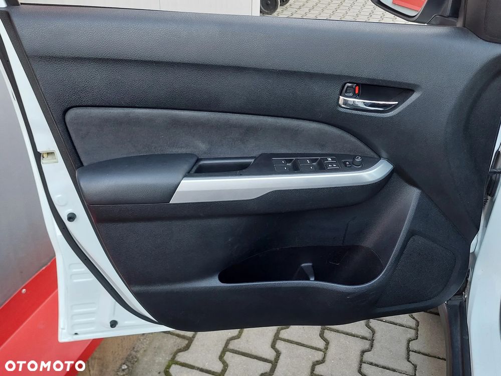 Suzuki Vitara 1.6 DDiS (4x2) Comfort - 16