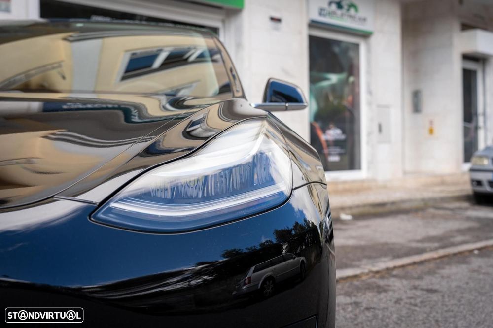 Tesla Model 3 Long-Range Dual Motor AWD - 18