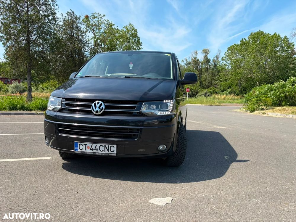 Volkswagen Multivan - 12