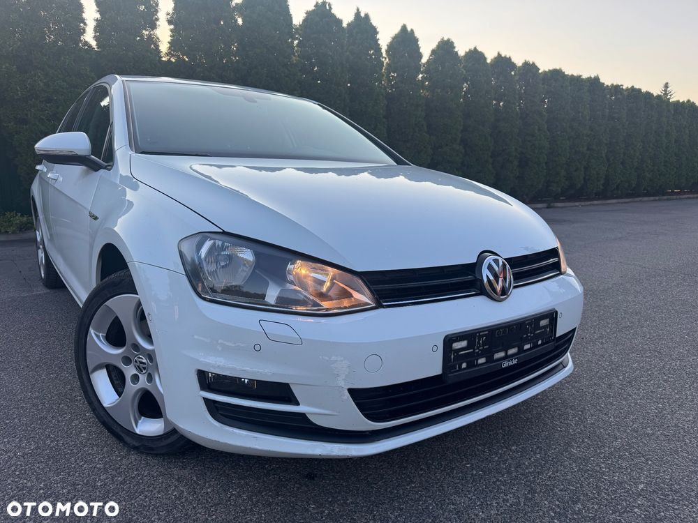 Volkswagen Golf 1.2 TSI BMT Trendline Perfectline - 1