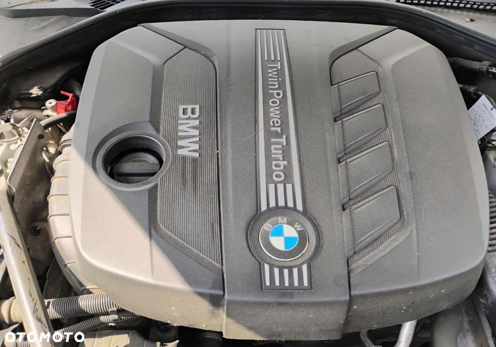 BMW Seria 5 - 32