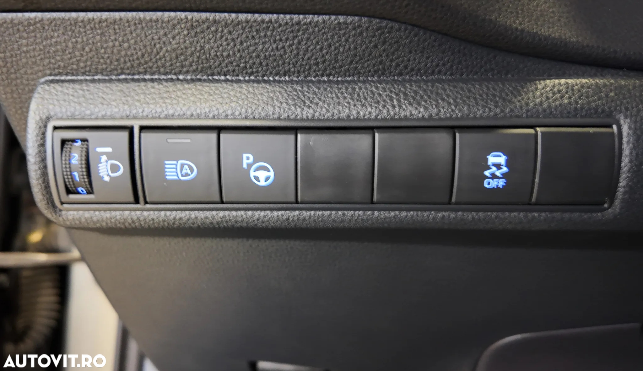 Toyota Corolla 1.8 Hybrid Touring Sports - 18