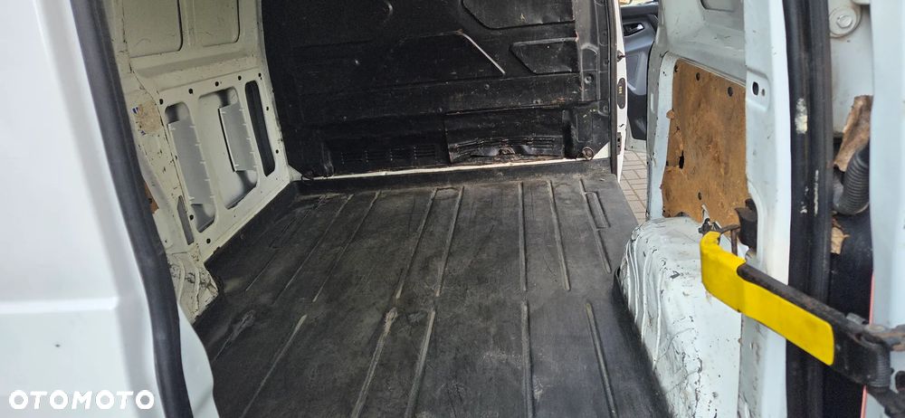 Ford TRANSIT CUSTOM - 5