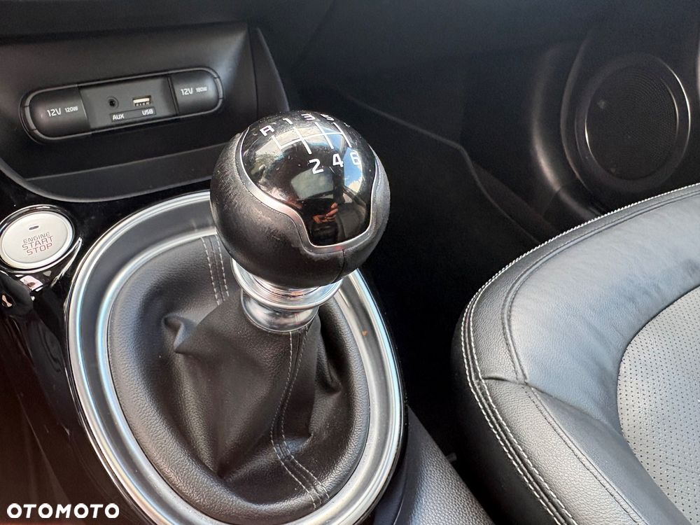 Kia Soul 1.6 CRDI Spirit - 27