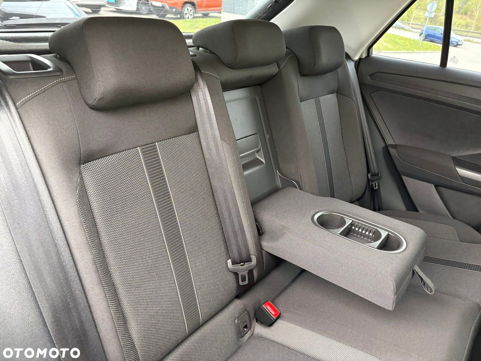 Volkswagen T-Roc 1.0 TSI Life - 16