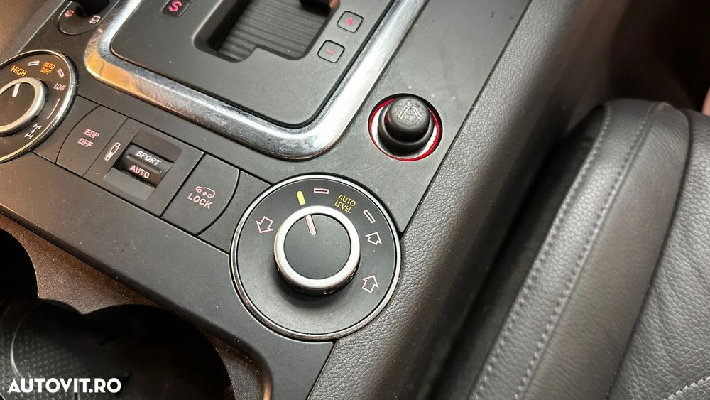 Volkswagen Touareg - 22