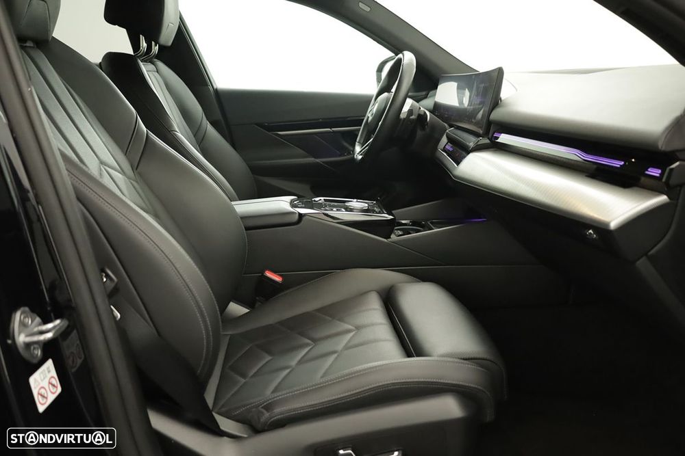 BMW 520 d Pack Desportivo M - 21