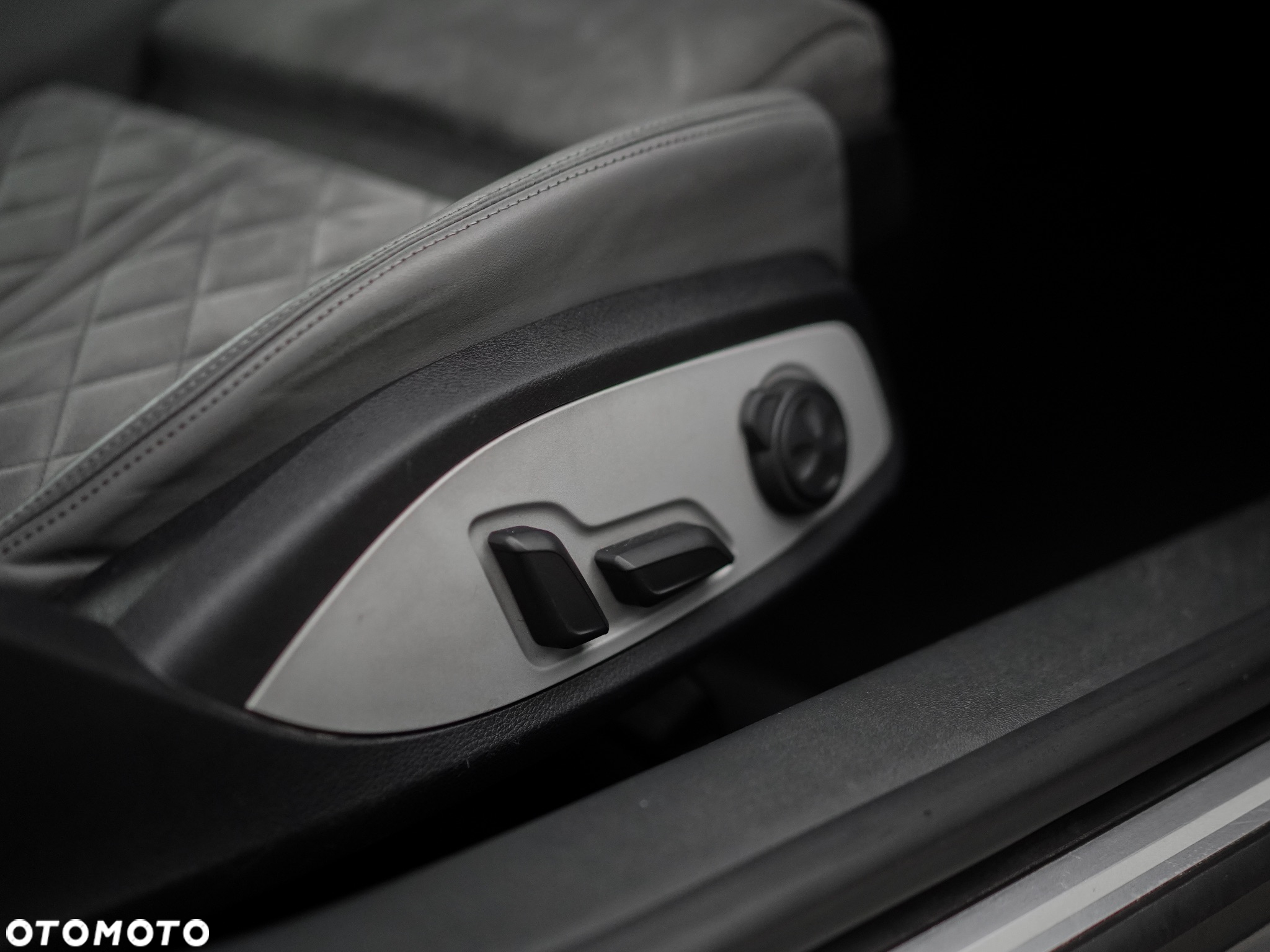 Audi TT Coupé 2.0 TFSI Quattro S tronic - 21