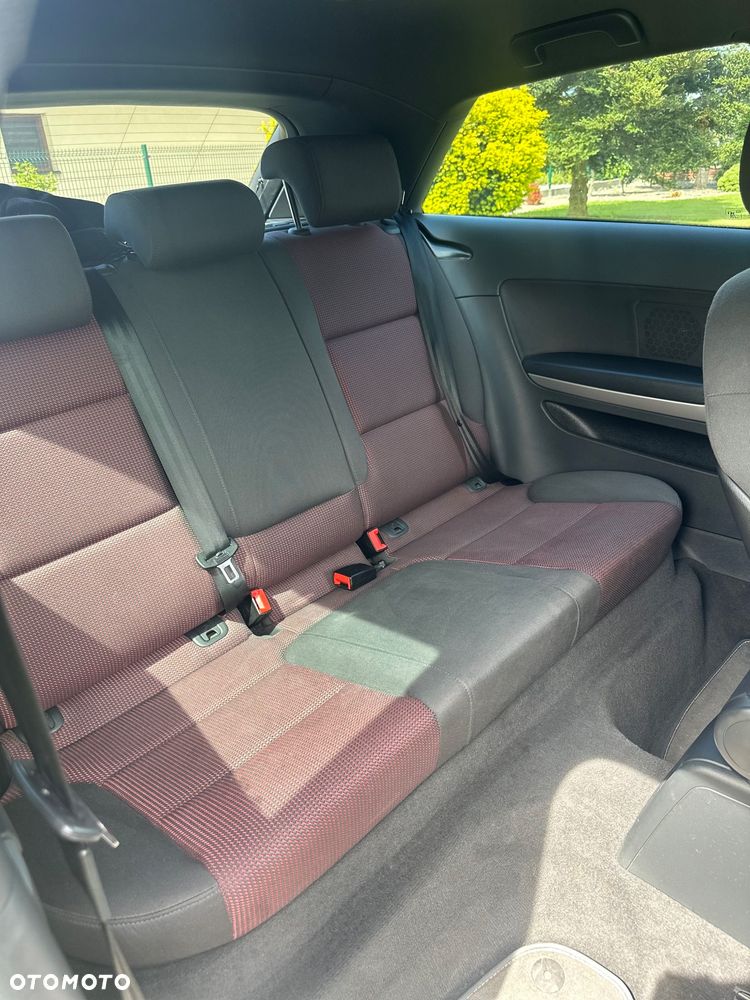 Audi A3 3-drzwiowe 1.6 TDI 99g DPF - 19