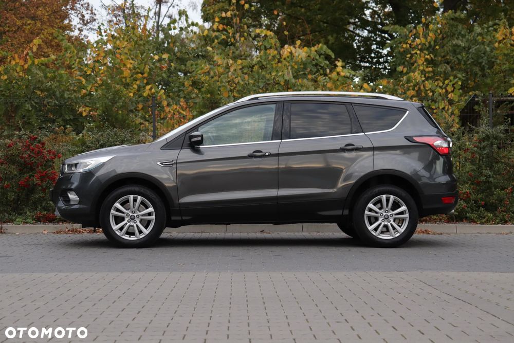 Ford Kuga 2.0 TDCi 4x2 Titanium - 5
