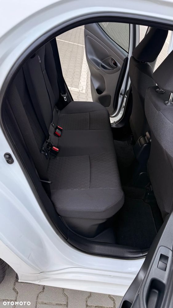 Toyota Yaris Hybrid 1.5 Executive - 11