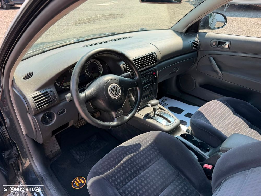 VW Passat 1.9 TDi Confortline Tip - 7