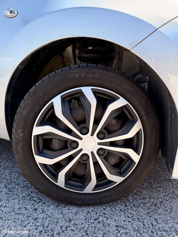 Toyota Aygo 1.0 X-Play Plus+X-Touch+TSS - 8