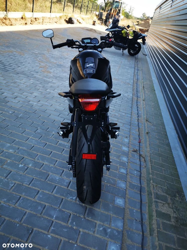 Yamaha XJ - 28