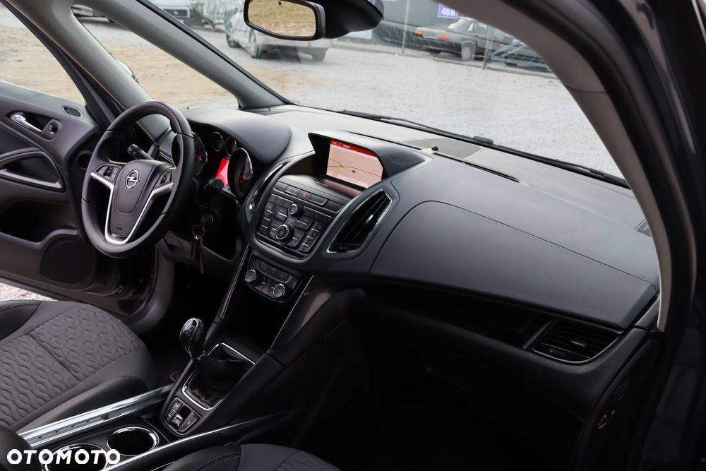 Opel Zafira Tourer 1.4 Turbo Active - 30